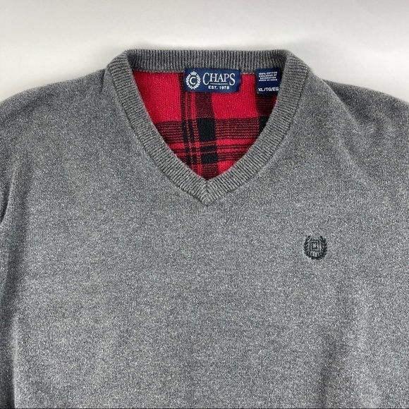 Chaps Sweater Mens XL Gray Red Plaid Elbow Patches Vneck - Picture 3 of 9
